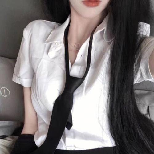 白船